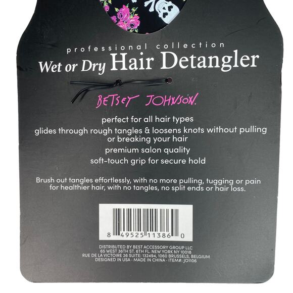 Betsey Johnson Pro Collection Wet/Dry Hair Detangler Brush - Picture 6 of 6